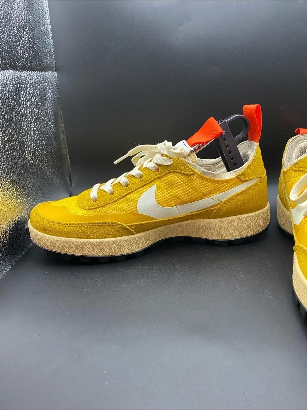 Authentic Nike Tom Sachs DA6672-700 NikeCraft Archive Dark Sulfur Women’s SZ 9